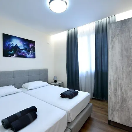 Daire Noir Living 2 Bedroom Tiran